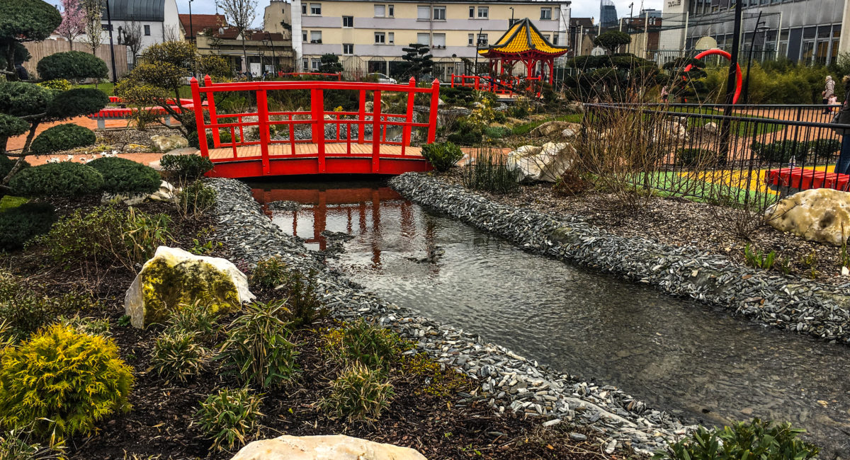 jardin-riviere artificielle-square-public-japonais