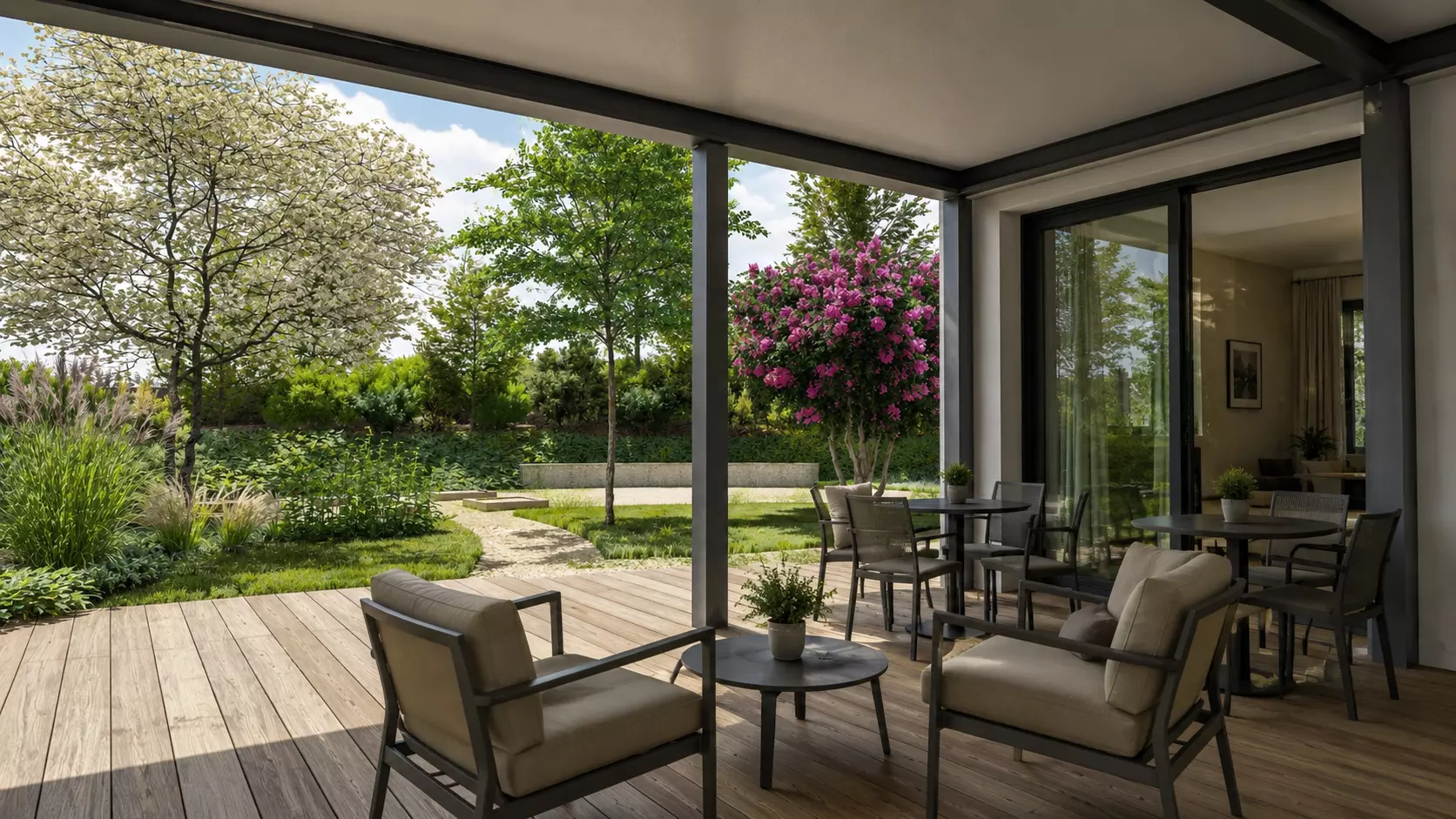 Terrasse ouverte sur le jardin du foyer de vie à Moncoutant